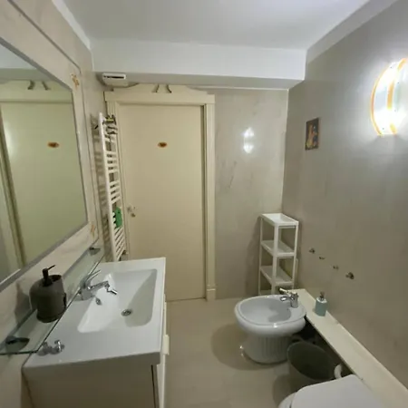 Apartamento Palizzi 42